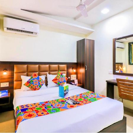 Fabhotel Galaxy Suite Мумбаи Экстерьер фото