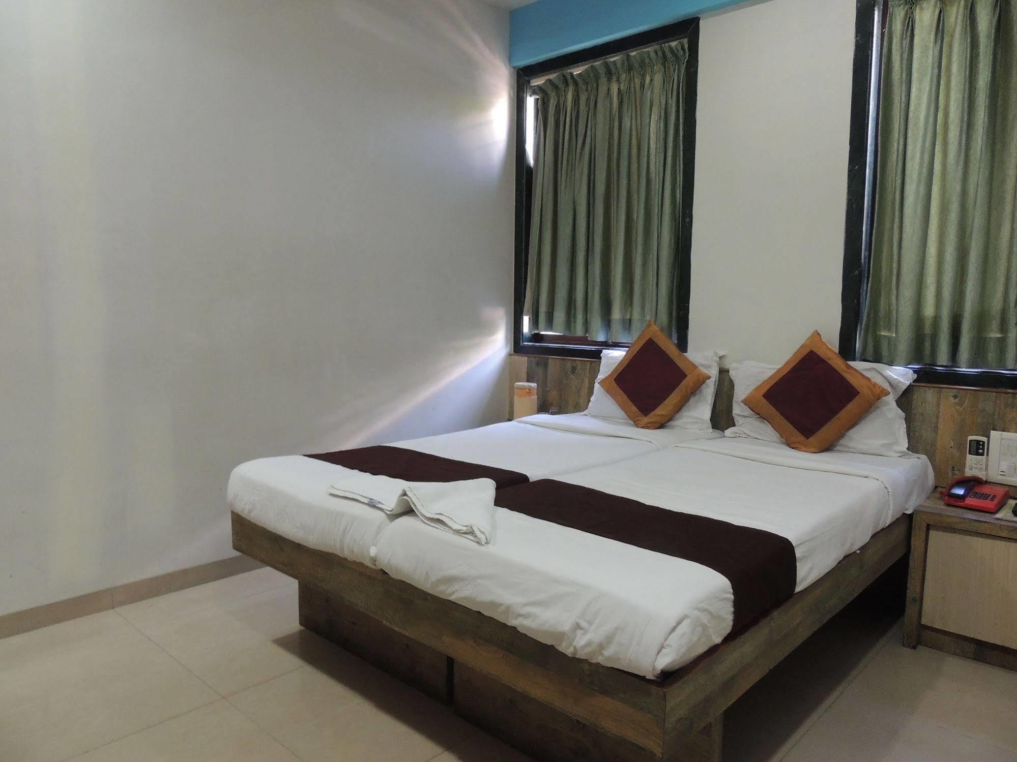 Fabhotel Galaxy Suite Мумбаи Экстерьер фото