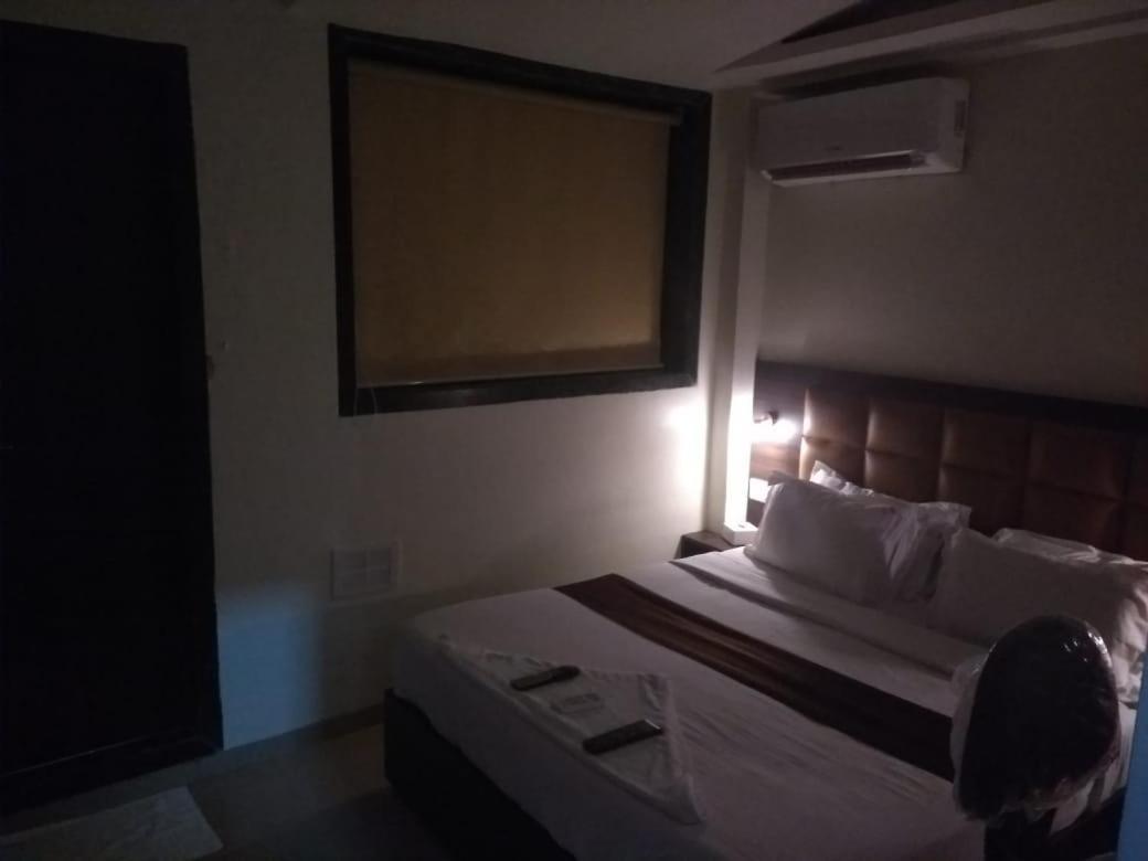 Fabhotel Galaxy Suite Мумбаи Экстерьер фото