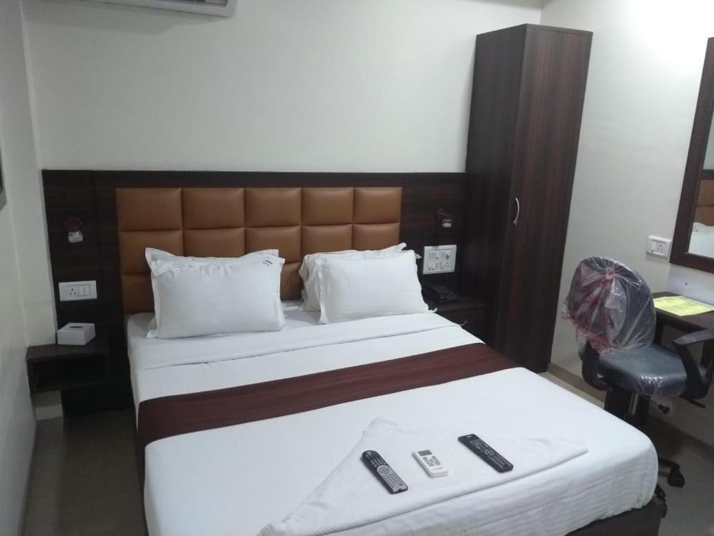 Fabhotel Galaxy Suite Мумбаи Экстерьер фото